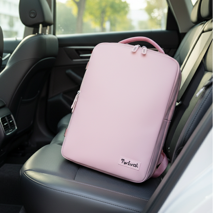 Sac à dos posé dans une voiture